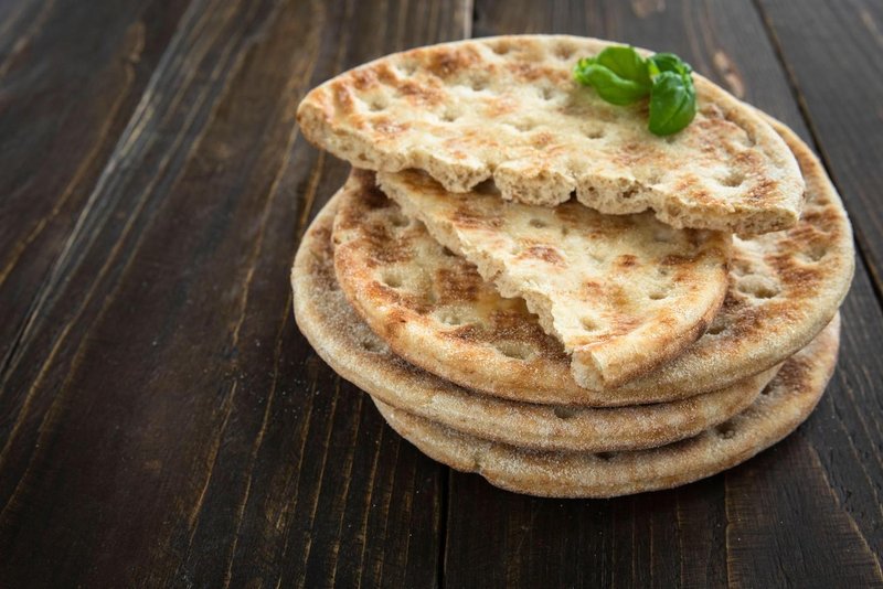 Poceni in hitra malica, ki gre v vsako torbo: pripravite jo iz le nekaj osnovnih sestavin