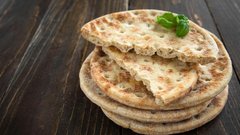 Poceni in hitra malica, ki gre v vsako torbo: pripravite jo iz le nekaj osnovnih sestavin