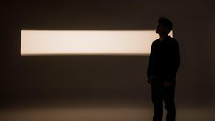 Kdo je glas, ki pritegne čedalje več pozornosti na naših radiih? To je Luka Drmič – z novim singlom Najina skrivnost!