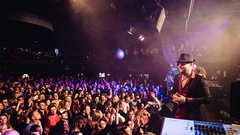 Sladica je sinonim za kakovostno glasbo: pri njej sodelujejo tako že uveljavljeni glasbeniki kot sveža glasbena imena.