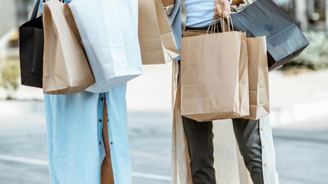 To je outlet MaxMare v Italiji, s katerim so obsedene številne Slovenke – in cene so res občutno nižje