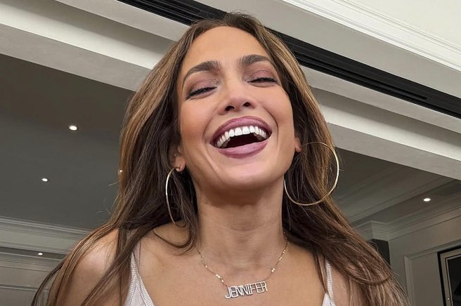 Astrologi razkrili najsrečnejši dan v decembru za vaše znamenje: čakata vas obilje in izpolnitev želja