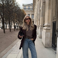 Model elegantnih kavbojk za letošnjo zimo, ki jih Francozinje nosijo s petkami in škornji (FOTO)