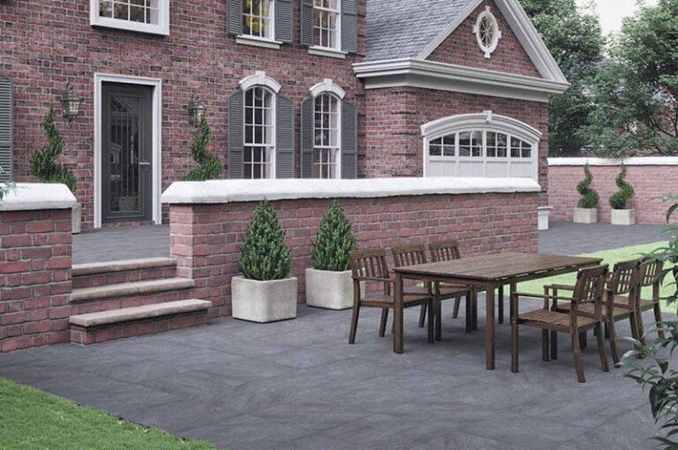 Ploščice v imitaciji kamna: prestižen videz brez visokih stroškov (foto: Keramika Outlet)