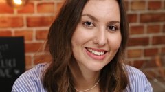 Lara Tošić Živa Avžner metropolitan podkast ob skodelici kave