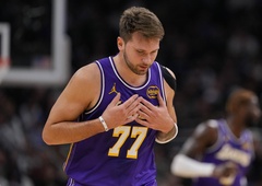 Na drugem koncu sveta: srce parajoča čestitka Dončića svoji hčerki, medtem ko brez njega praznuje 2. rojstni dan