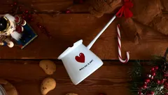 Nostalgično darilo, ki ga lahko podarite letos za božič - in izdelano v Sloveniji