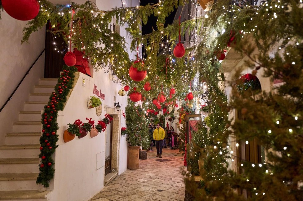 Je to trenutno najlepši kraj na svetu? V prazničnem času zasije kot pravljica, nujno ga dodajte na seznam za obisk (foto: Profimedia)