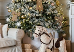 S tem trikom bo vsako umetno božično drevesce videti kot pravo