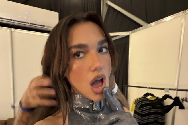 dua lipa horoskop napoved ženska