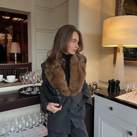 Najprej Prada, zdaj še Zara: to je mikrotrend, ki ga bodo v 2026 nosila vsa 'it' dekleta