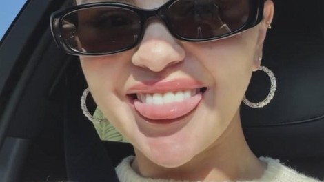 selena gomez horoskop napoved astro smeh