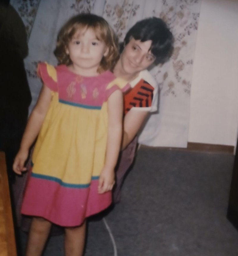 “Ritem, ki te najde, ko ga najbolj potrebuješ: zakaj je Vida Macura Maglica prvič odprla vrata v svoj najbolj osebni svet”