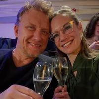 Kako uživati v praznikih brez občutka, da morate biti ves čas dobre volje?