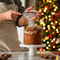 Legendarna italijanska sladica, ki za božič ne sme manjkati na obloženi mizi: imamo originalni recept za panettone