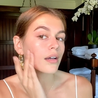 To je viralni korejski čistilec za obraz, na katerega prisegajo igralke in manekenke