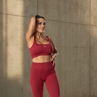 Zakaj se ženske decembra najbolj izgubimo – in kako je Vida Macura Maglica našla 5 ritualov, ki te lahko dobesedno rešijo