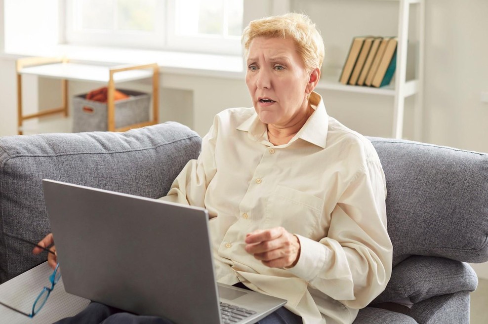 Ogorčena starejša ženska (foto: Profimedia)