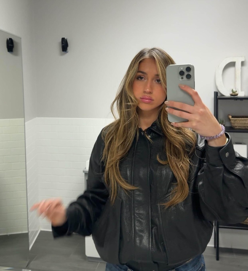 "Nikoli ne bom mogla odpustiti svojim staršem - dali so mi občutek, da sem ničvredna" (izpoved) (foto: Profimedia)