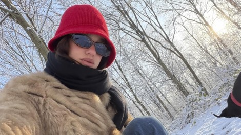 zima narava dua lipa ženska