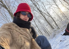 "Zakaj mi komplimenti povzročajo nelagodje?" (iskreno razmišljanje o strahu pred pohvalami)