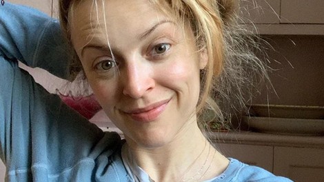 "Zaradi tega razmišljam, da bi po 20 letih in 3 otrocih zapustila partnerja - bom storila napako?" (resnična zgodba)