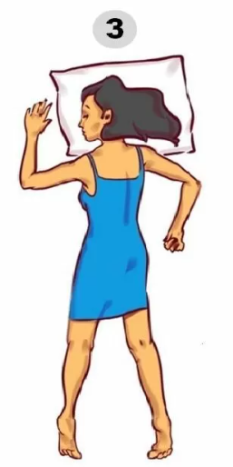 3. Če spite na trebuhu, ste zabavna, igriva in odprta oseba. Ste neposredni in radi jasno poveste, kaj mislite, čeprav …