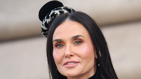 Demi Moore pariški teden mode Schiaparelli