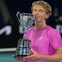 Ali sta Žiga in Benjamin Šeško v sorodu? Uspešen tenisač le razkril tisto, kar zanima Slovence