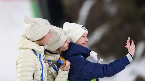 nika prevc smucarski skozi kolajne denar nagrade olimpijske igre
