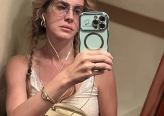 "Mislila sem, da sem preprosto aseksualna, nato pa sem ugotovila, da v resnici ..." (resnična zgodba)