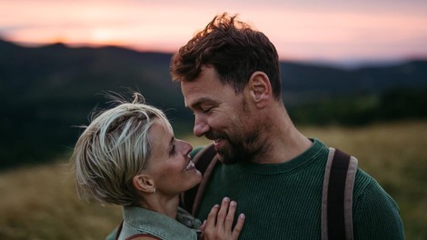 sreca ljubezen denar zadovoljstvo odnosi horoskop zodiak spremembe novost drugace zvezde love