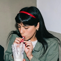 Punce, ki jejo slano hrano: kaj se skriva za viralnim trendom, ki je obnorel TikTok