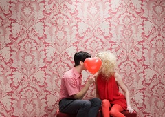 "Ali naj kontaktiram svojo bivšo?!" Slovenski moški so nam priznali, kje iščejo nasvete za zmenke