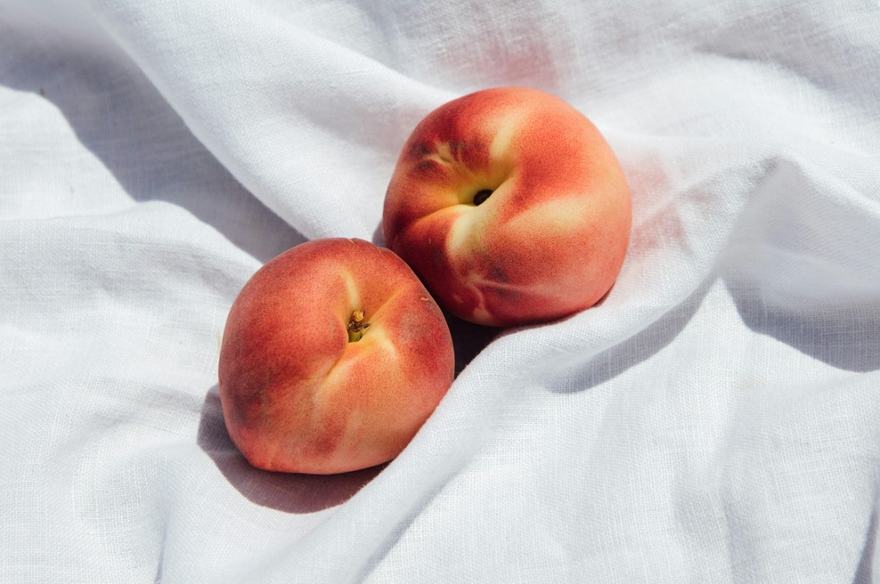 Kaj se zgodi s tvojimi prsmi, ko ne nosiš modrčka? (foto: UNSPLASH)