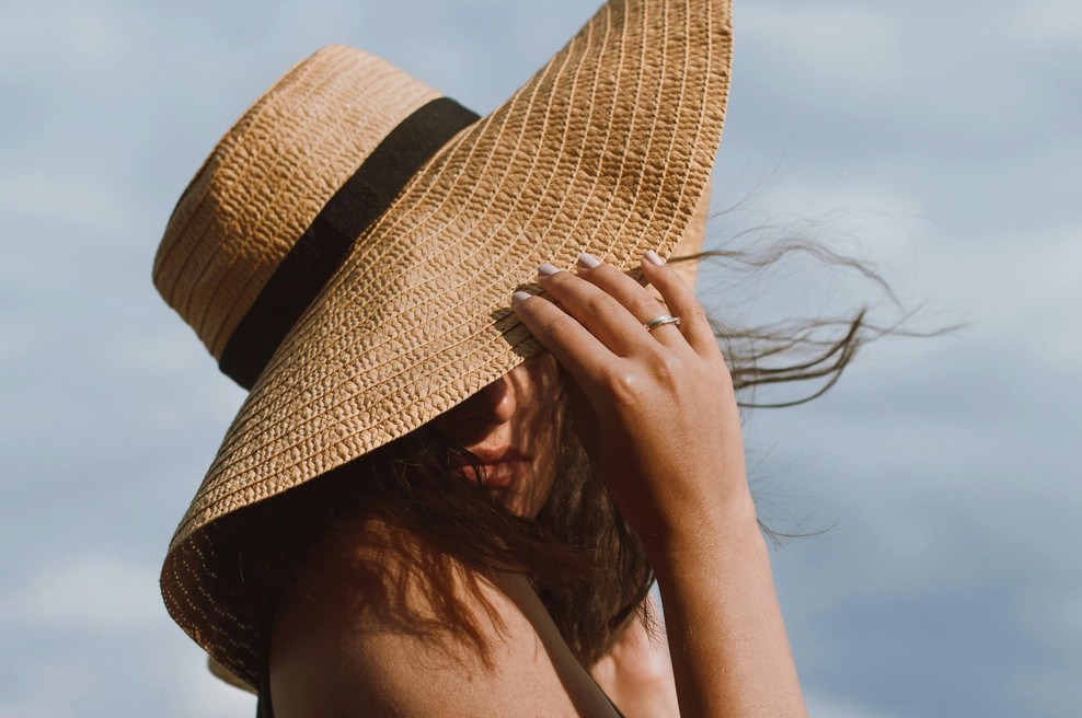 "Pred poletjem naredim ta kontroverzni lepotni ritual in noro deluje" (preizkusite ga doma) (foto: UNSPLASH)