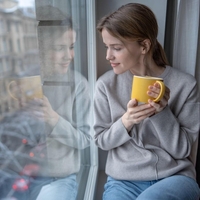 Dodajte žličko te sestavine v jutranjo kavo in črevesje vam bo hvaležno: preprost trik za prebavo, ki bo delovala kot ura