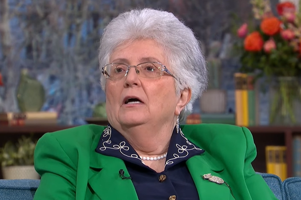 Babica pri 73 letih seksa kot nora: dolga leta hodila v cerkev, danes pa moški v vrsti stojijo pred njenimi vrati (pojasnila, zakaj) (foto: Facebook/This Morning/posnetek zaslona)