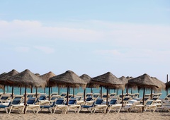 To je najbolj varna država za turiste v letu 2026: 8 ur sonca na dan skozi vse leto, počitnice pa brez tveganja