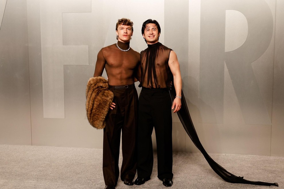 Oskarji še niso končani: Hudson Williams in Connor Storrie sta na zabavi Vanity Fair ukradla vso pozornost