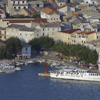 Skrivnost, stara več tisoč let: nenavaden trikotnik na hrvaškem otoku buri duhove in tisto najbolj divjo domišljijo