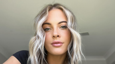 "Za oba je to nekaj novega in v tem uživava!" Seksi športnica brez zadržkov o svojem spolnem življenju