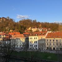 V Ljubljani vrata spet odpira priljubljen lokal: mamice in otroci so ga še kako pogrešali, zdaj je zasijal v povsem novi podobi