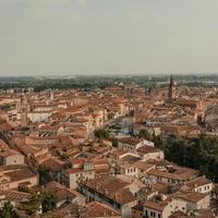 Vsi hodijo v Trst – to elegantno italijansko mesto le uro stran pa še čaka, da ga odkrijete (popolno je za velikonočni oddih)