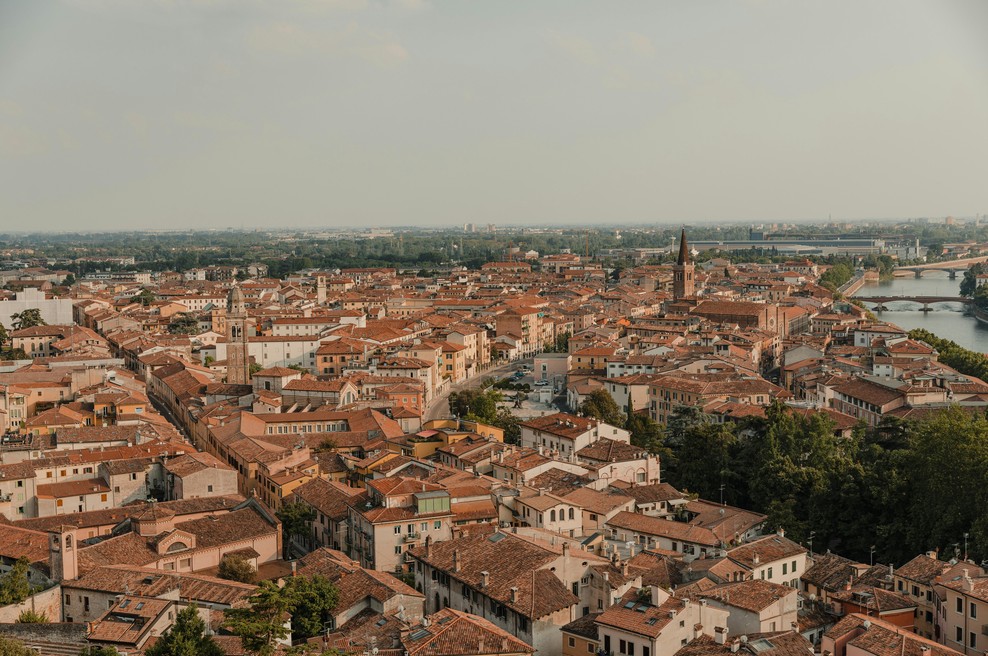 Vsi hodijo v Trst – to elegantno italijansko mesto le uro stran pa še čaka, da ga odkrijete (popolno je za velikonočni oddih) (foto: Unsplash)