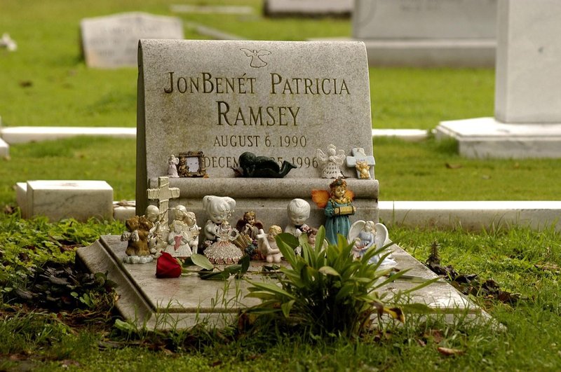 Bila je najlepša deklica na svetu, a kar se ji je zgodilo, svet preganja še danes