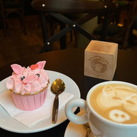 Vsi govorijo o tej kavarni v Budimpešti: nanjo so nori ljubitelji živali, ena stvar pa navdušuje prav vse