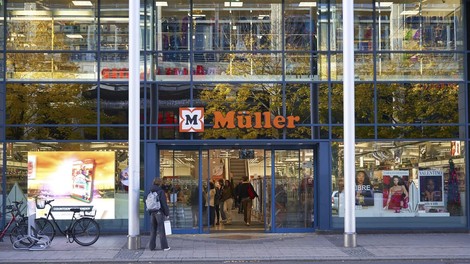 Trik, o katerem trenutno govorijo vsi: potrebujete le Müllerjev izdelek za manj kot 2 evra