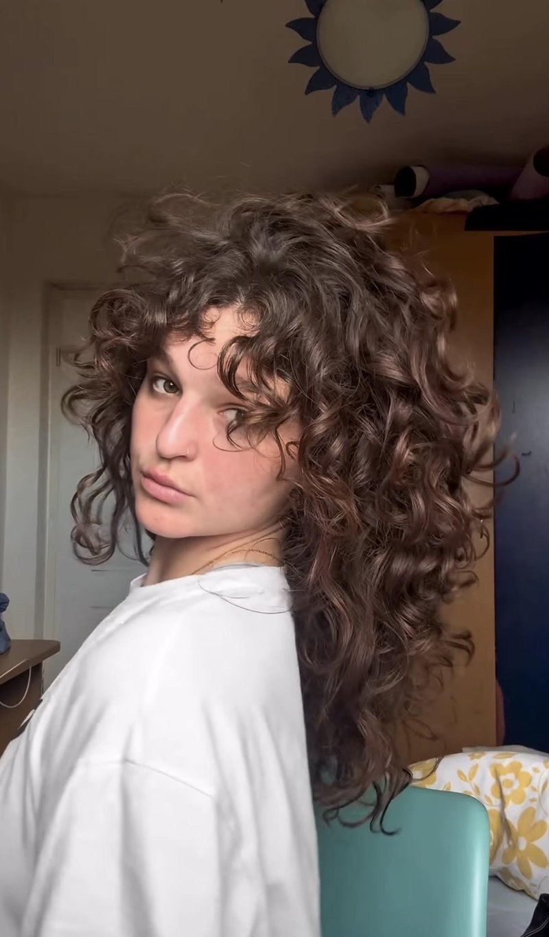 dolgi lasje kodri nega