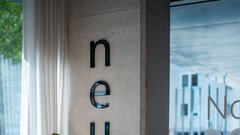 
                                                         Ko moda sreča ustvarjalnost: Deichmann navdušil z novo pomladno-poletno kolekcijo